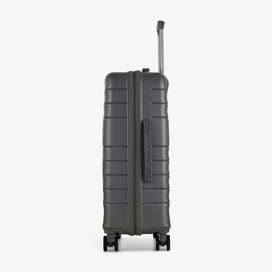 Aspen Medium Suitcase in Charcoal
