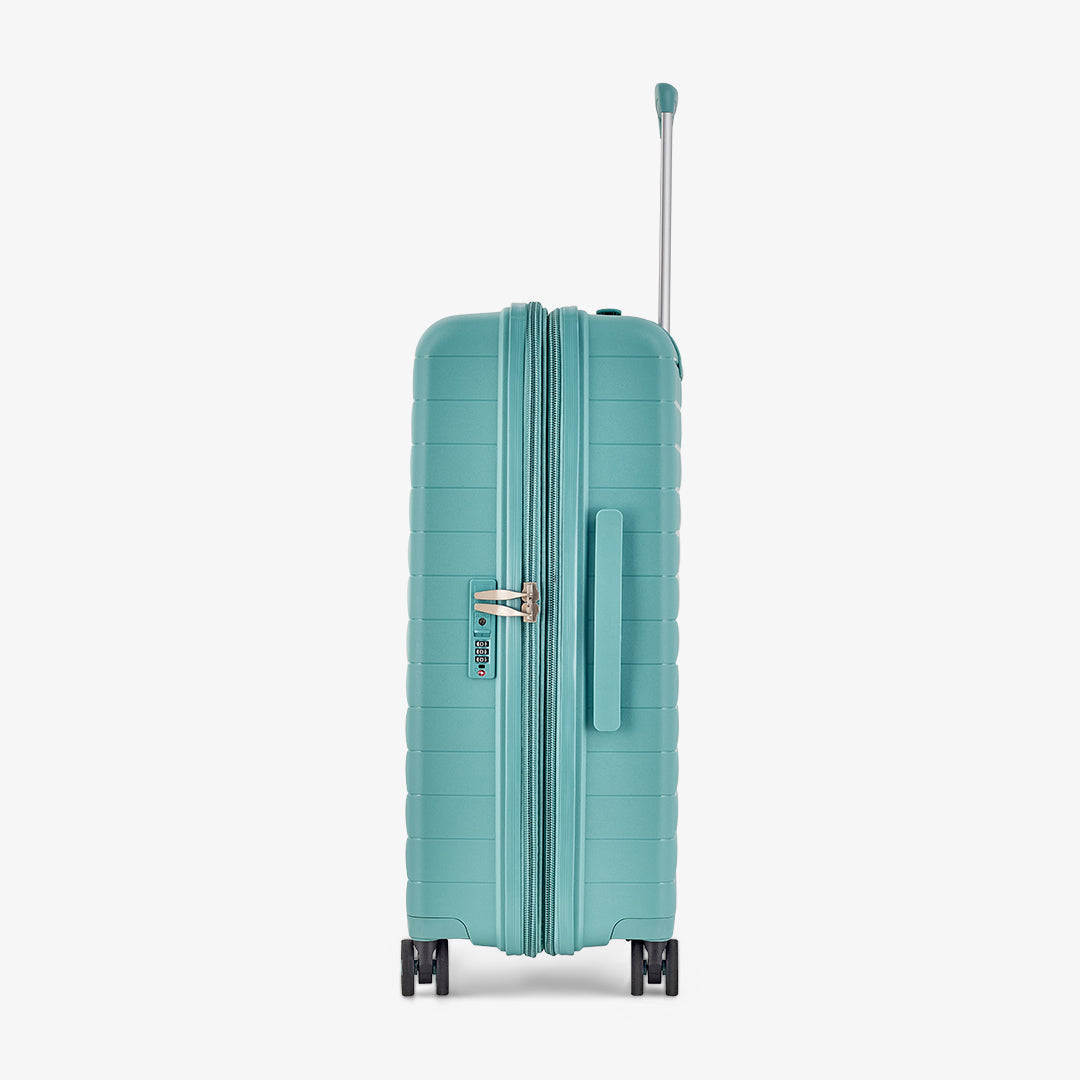 Palma Medium Suitcase in Seafoam