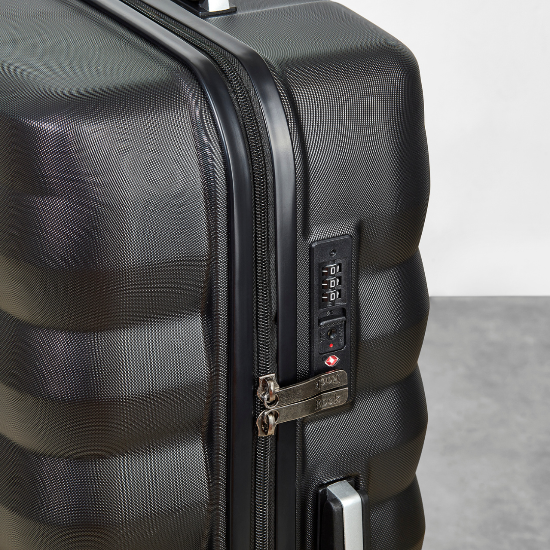 Berlin Small Suitcase in Black