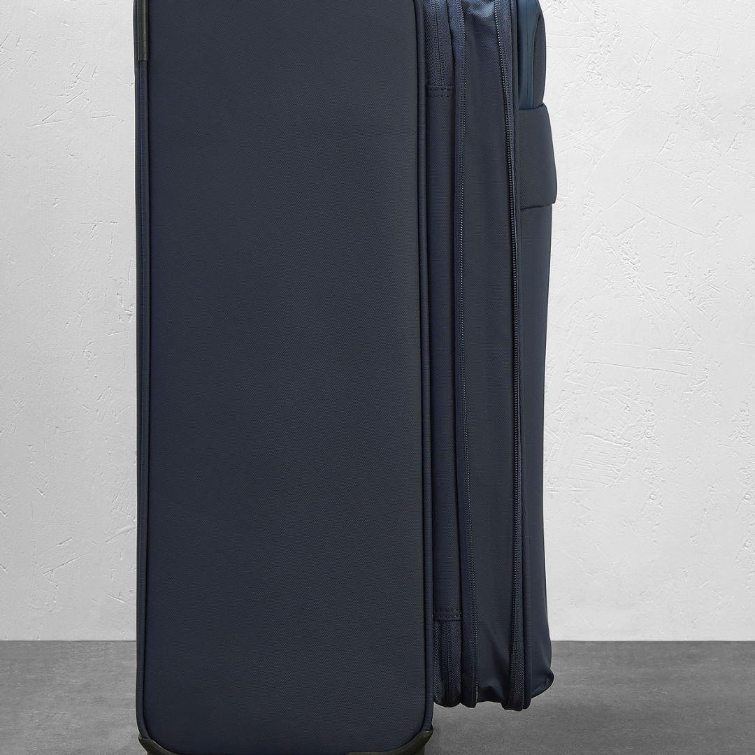 Harper Medium Suitcase in Navy