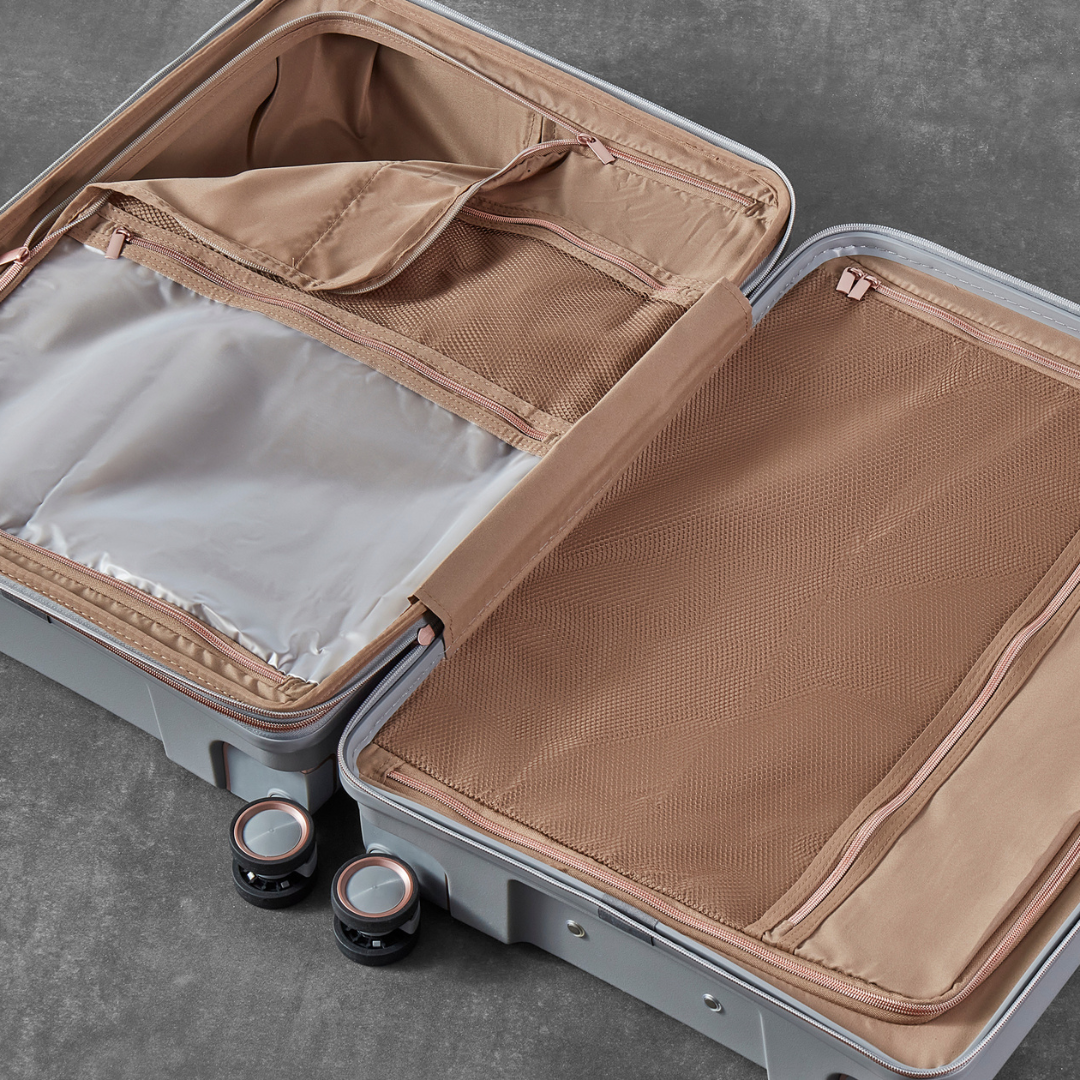 Astrid Medium Suitcase in Grey