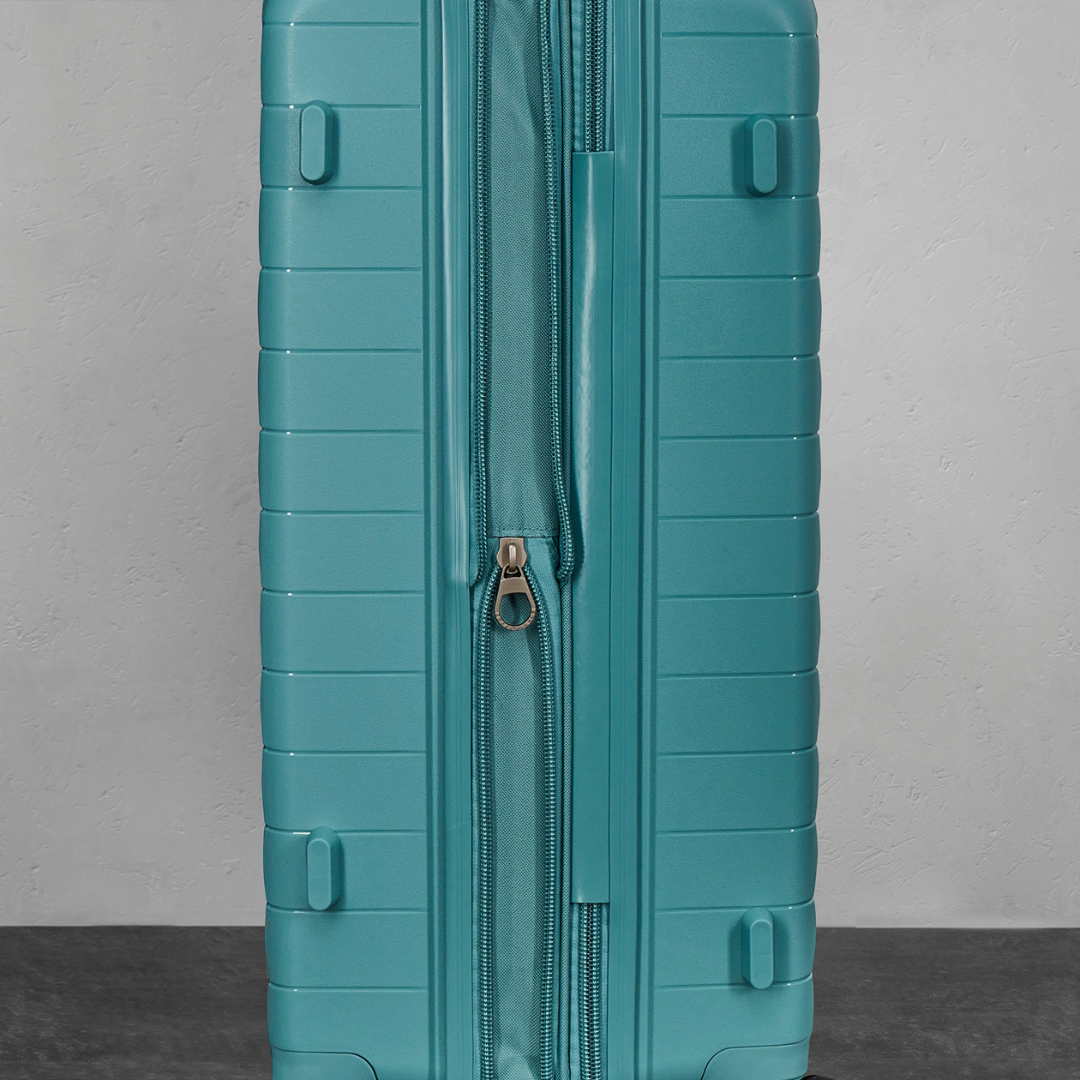 Palma Large Suitcase in Seafoam
