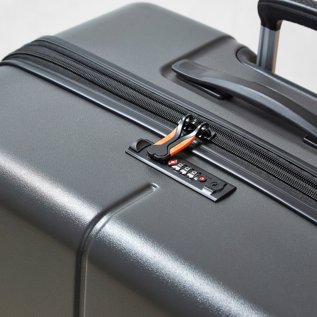 Genesis Large Suitcase in Charcoal