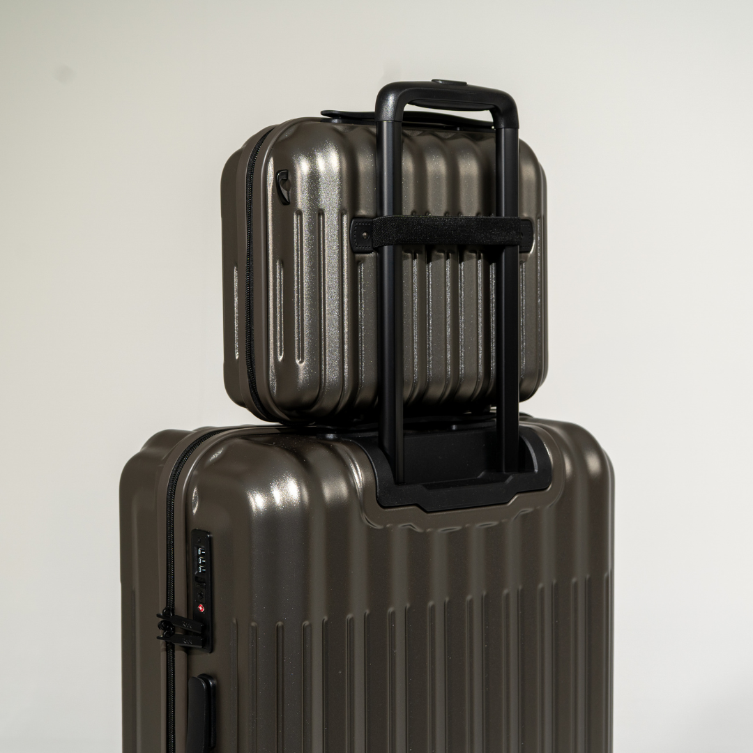 Luna Vanity Suitcase in Charcoal