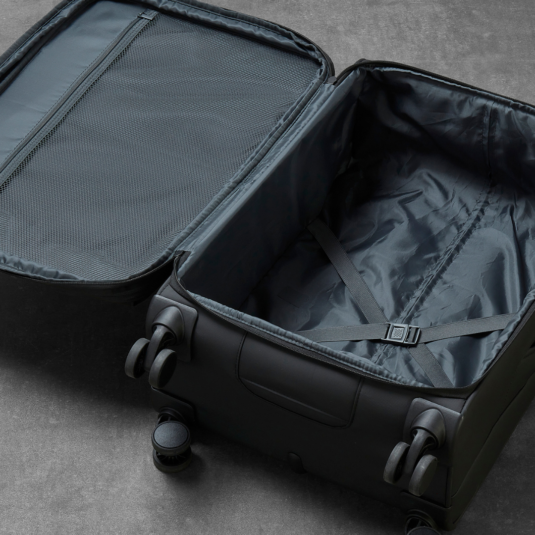 Harper Large Suitcase in Black