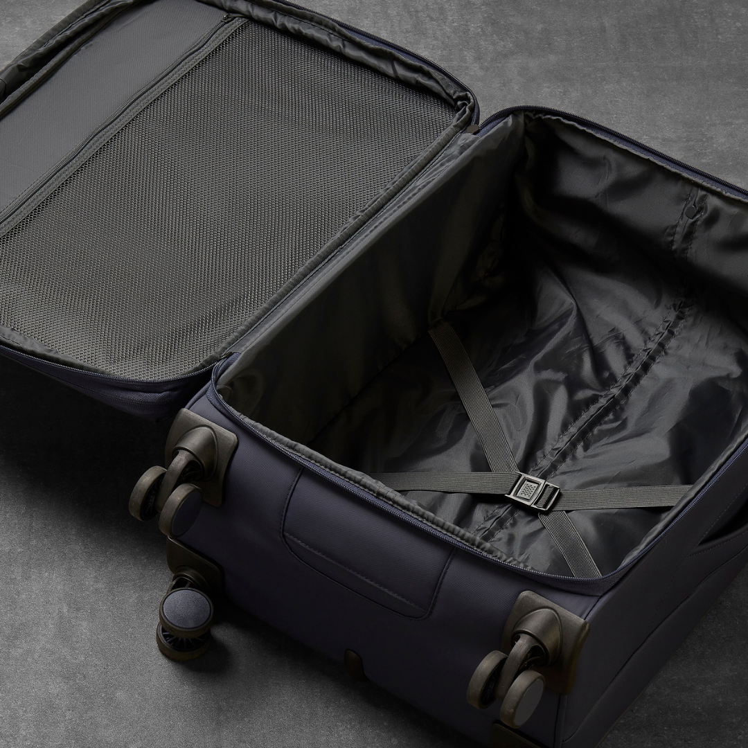 Harper Medium Suitcase in Navy