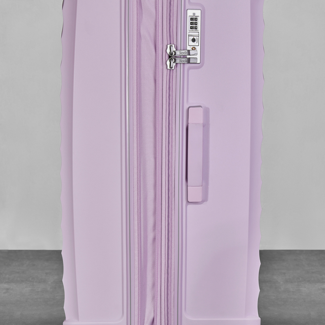 Sunwave Medium Suitcase in Lilac