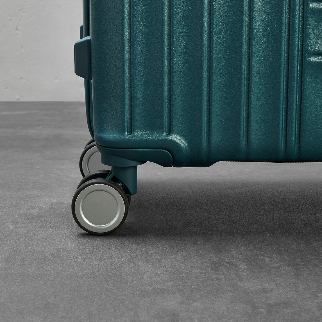 Aspen Small Suitcase in Blue