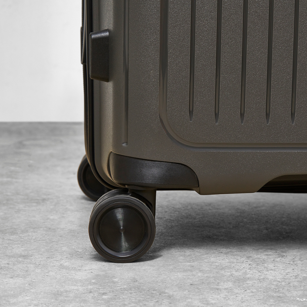 Vancouver Small Suitcase in Charcoal