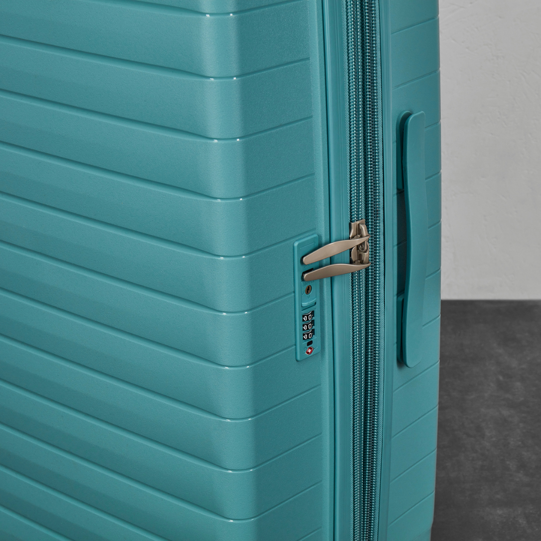 Palma Large Suitcase in Seafoam