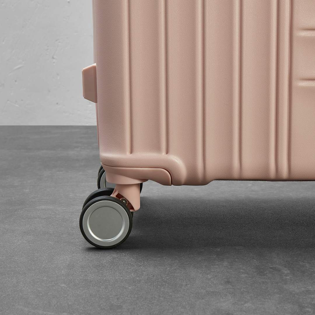 Aspen Small Suitcase in Pink