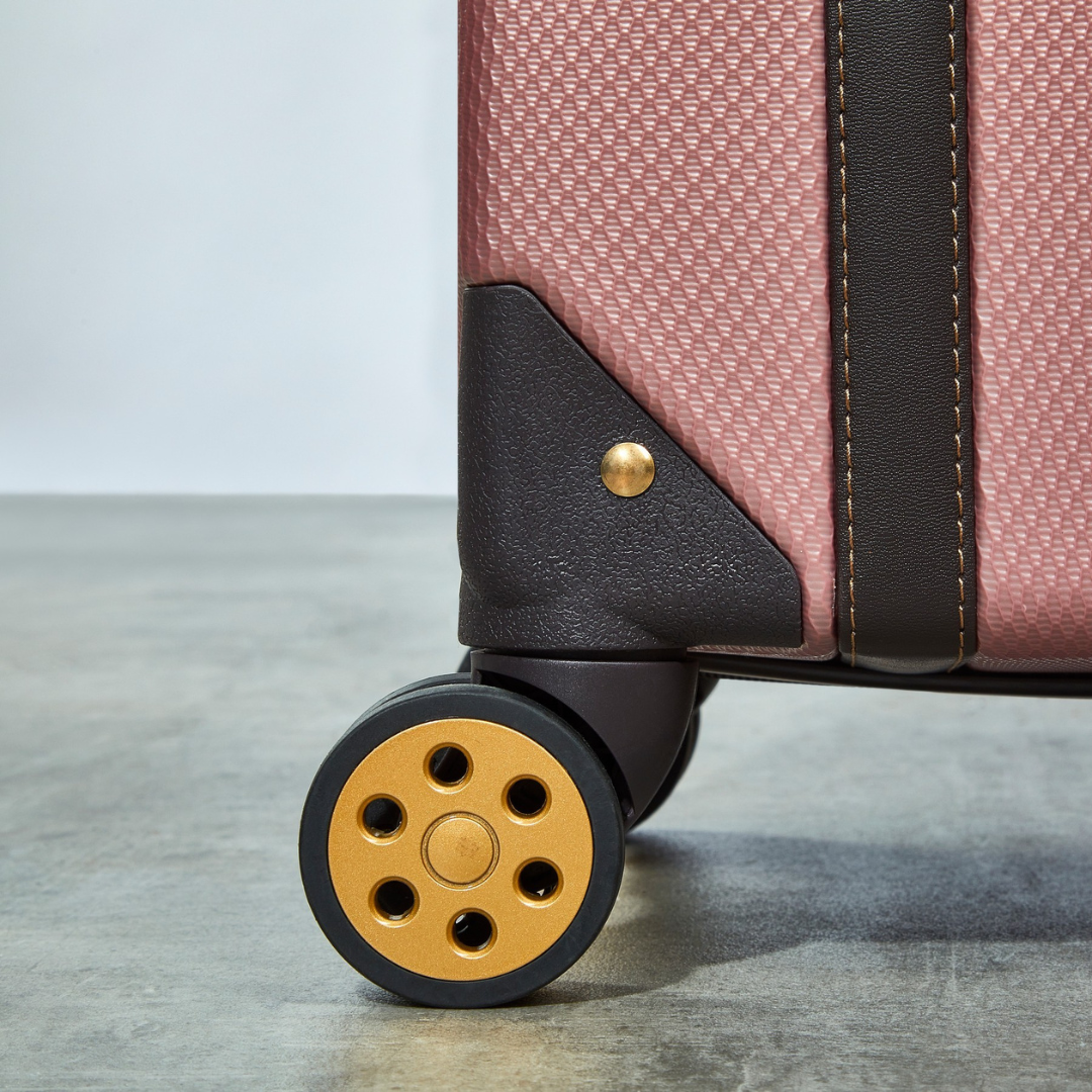 Vintage Set of 4 Suitcases in Rose Pink