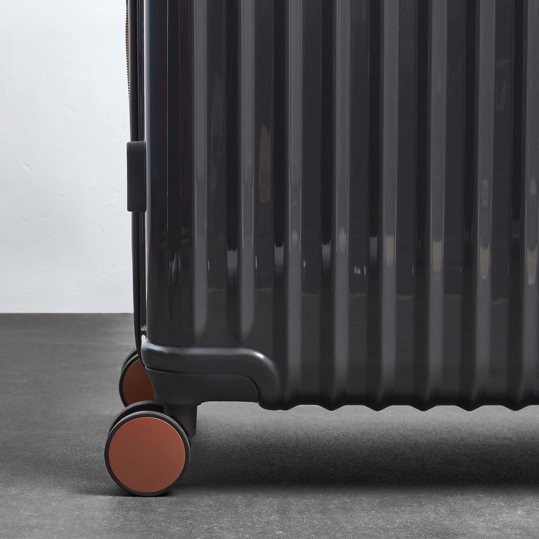 Selene Medium Suitcase in Charcoal