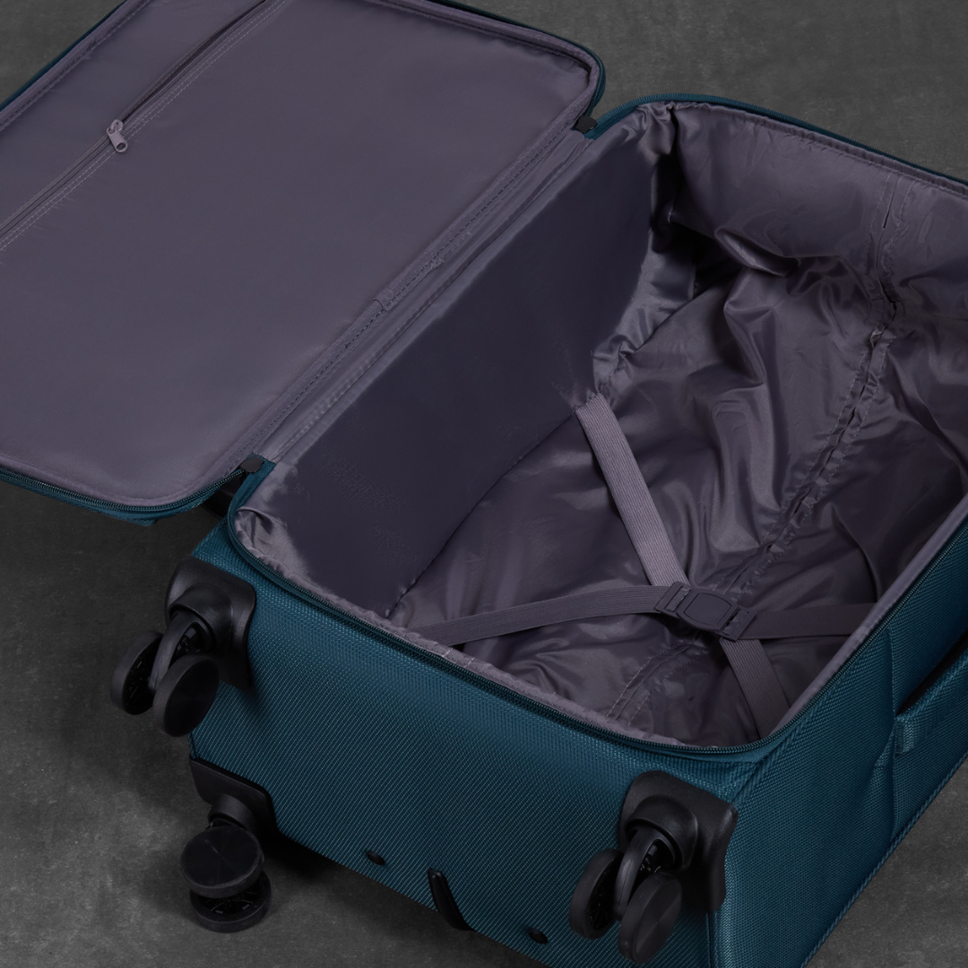 Tokyo Medium Suitcase in Bottle Green