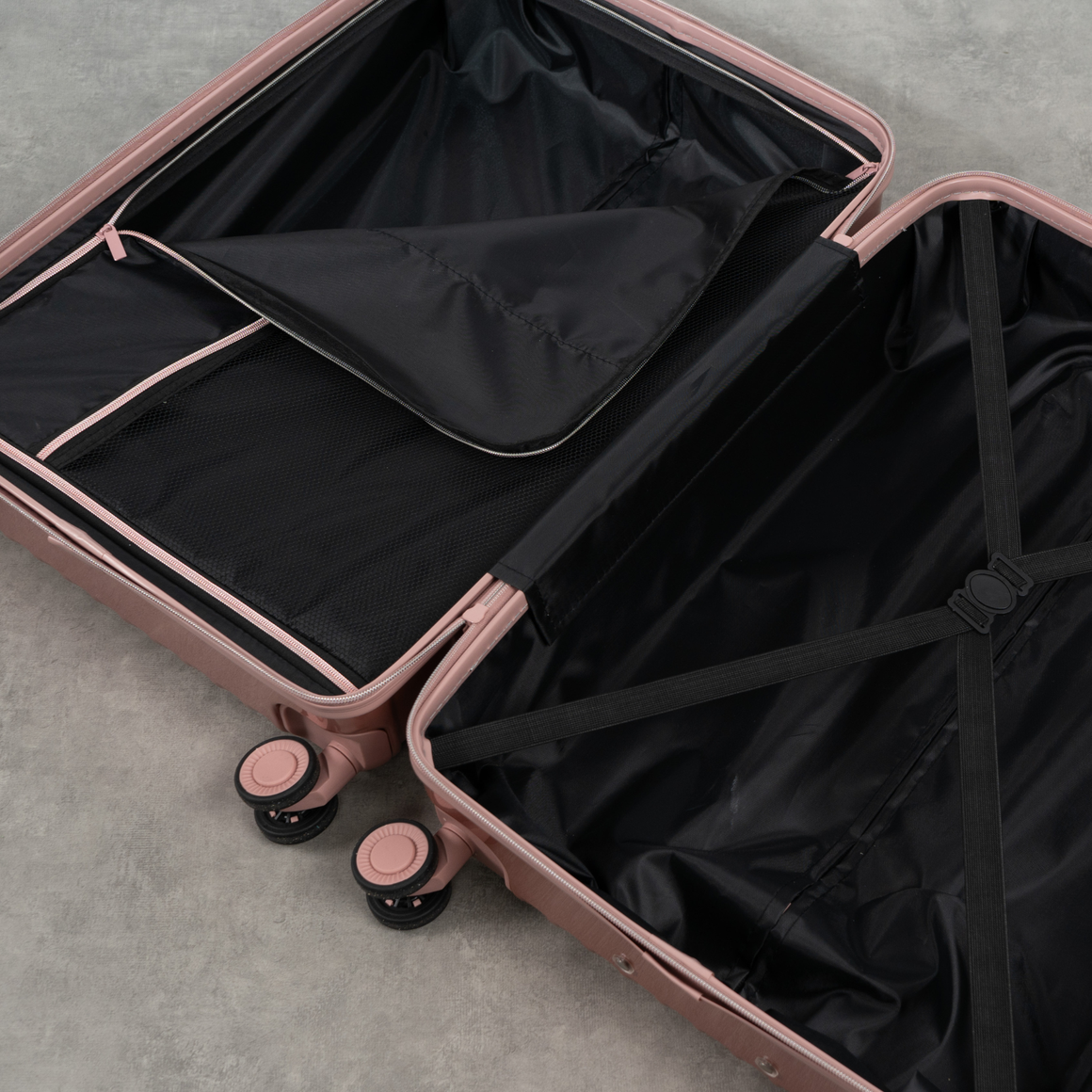 Vesta Medium Suitcase in Pink
