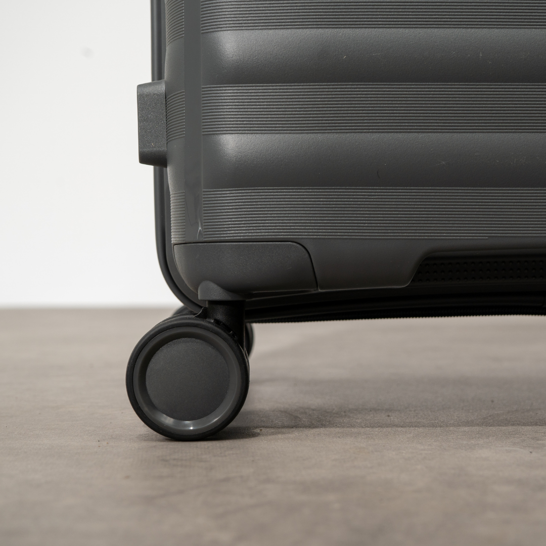 Oslo Set of 3 Suitcases in Charcoal