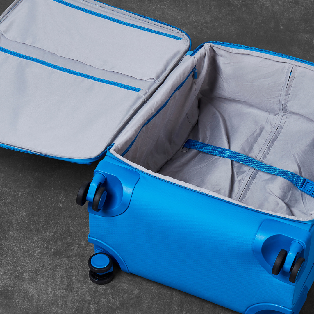 Juniper Large Suitcase in Blue