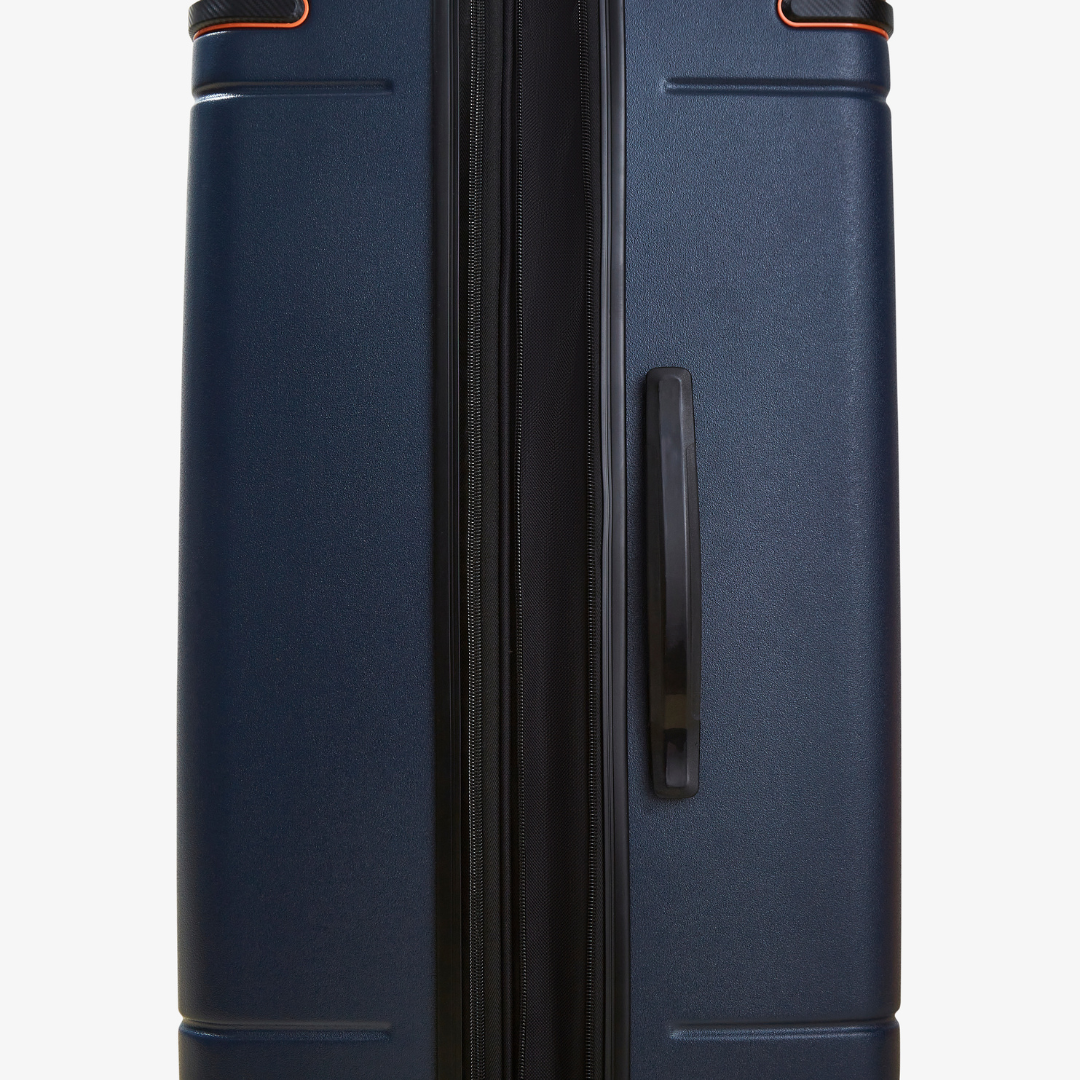 Genesis Medium Suitcase in Navy