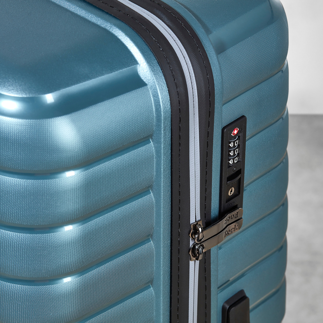 Hydra-Lite Medium Suitcase in Teal