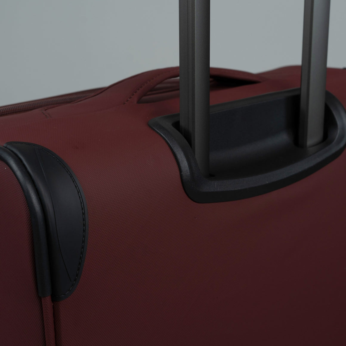 Vitality Extra Large Suitcase in Burgundy