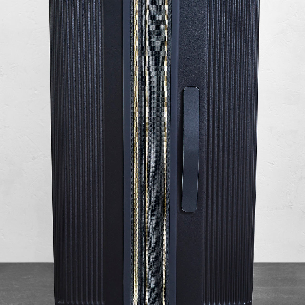 Aria Set of 3 Suitcase in Charcoal + Gold