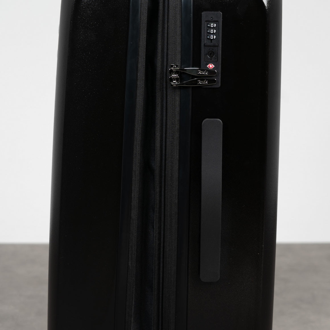 Legacy Medium Suitcase in Black