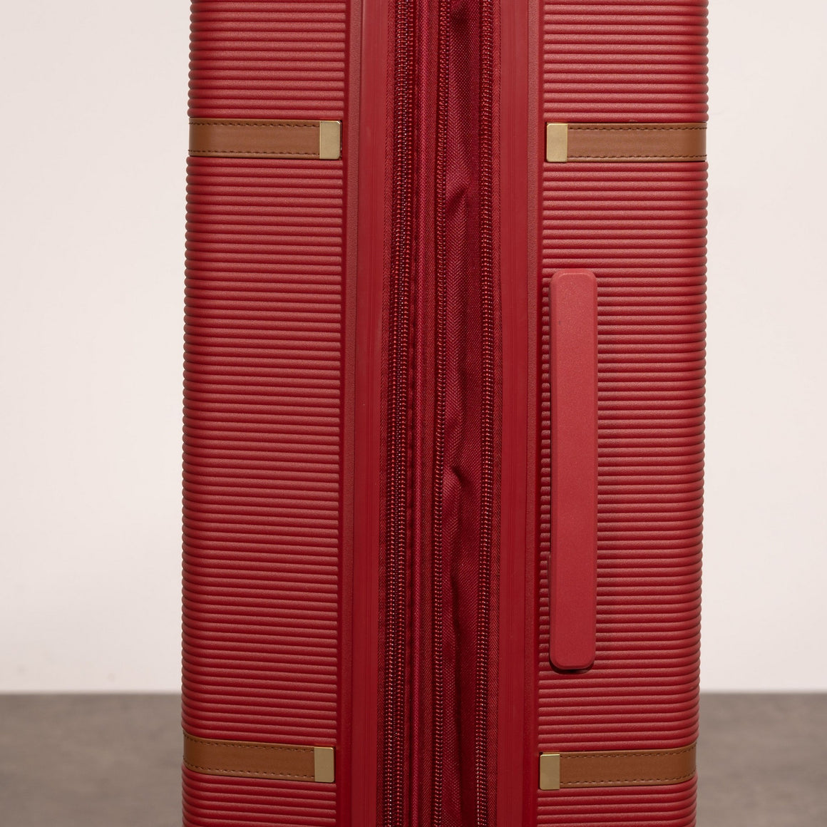 Medina Large Suitcase in Chilli Red