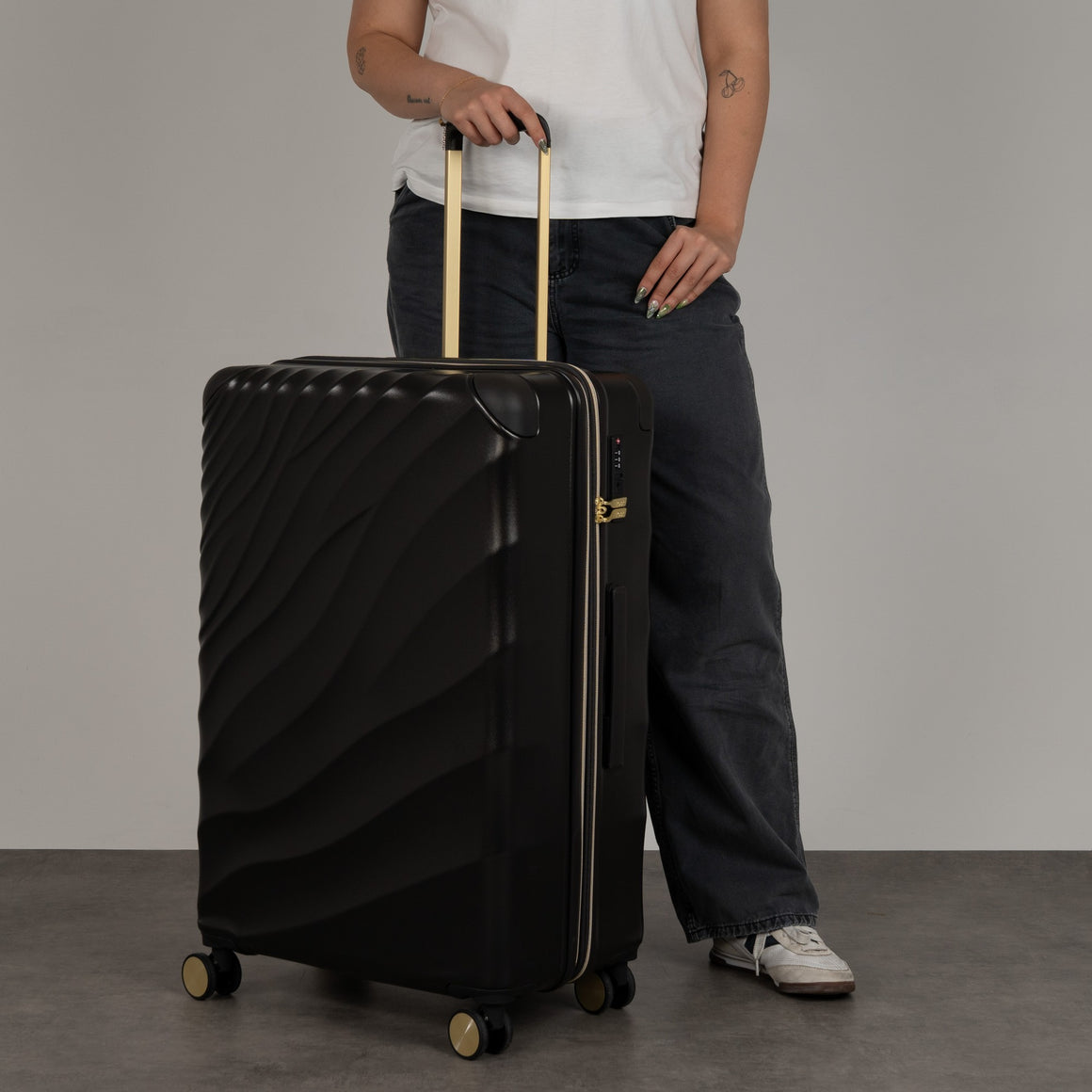 Sahara Set of 3 Suitcases in Moonlight Black