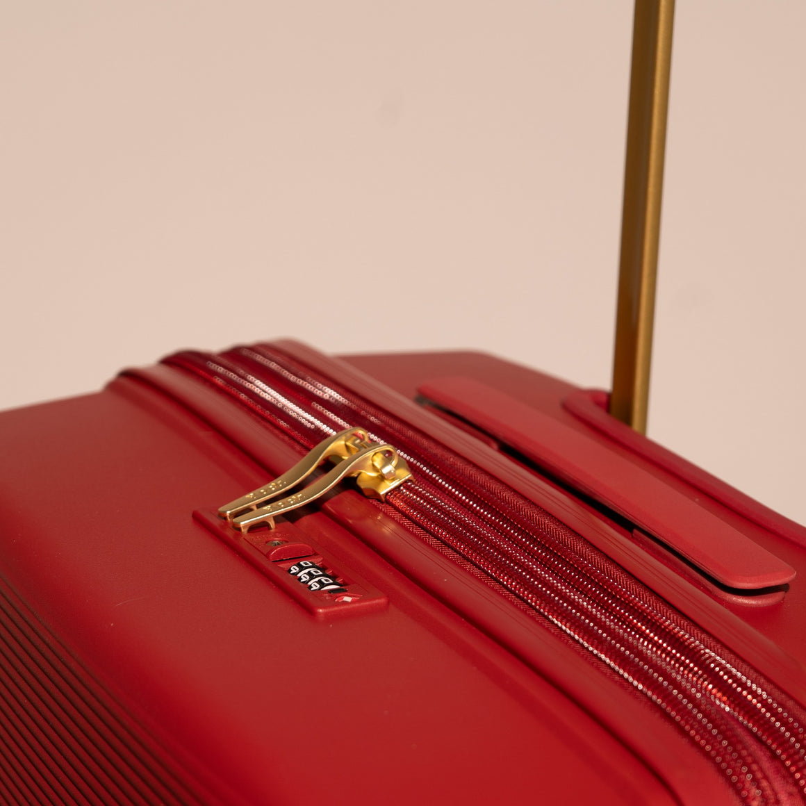 Medina Small Suitcase in Chilli Red