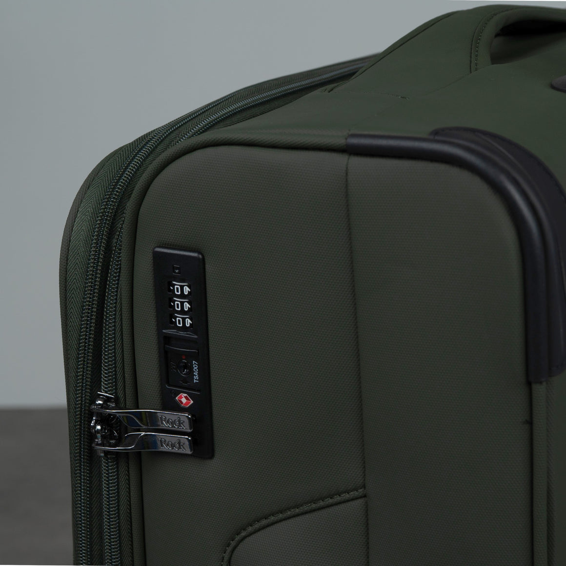 Vitality Extra Large Suitcase in Khaki