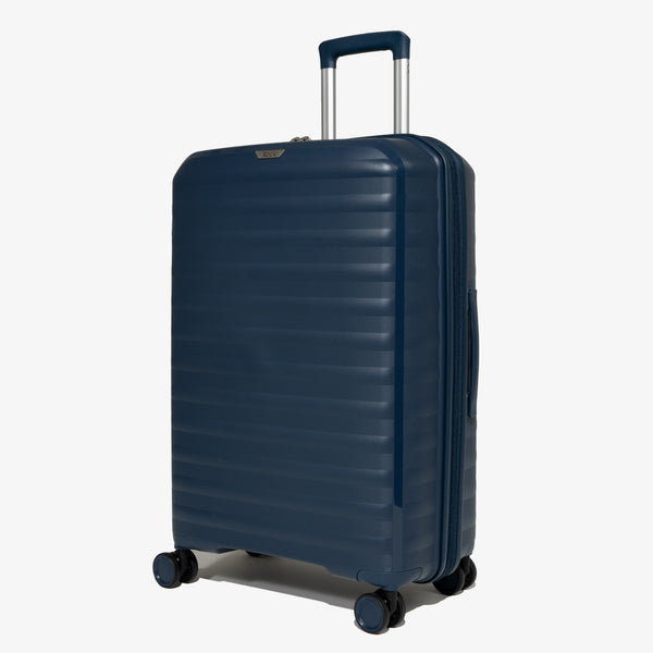 Oslo Medium Suitcase in Navy