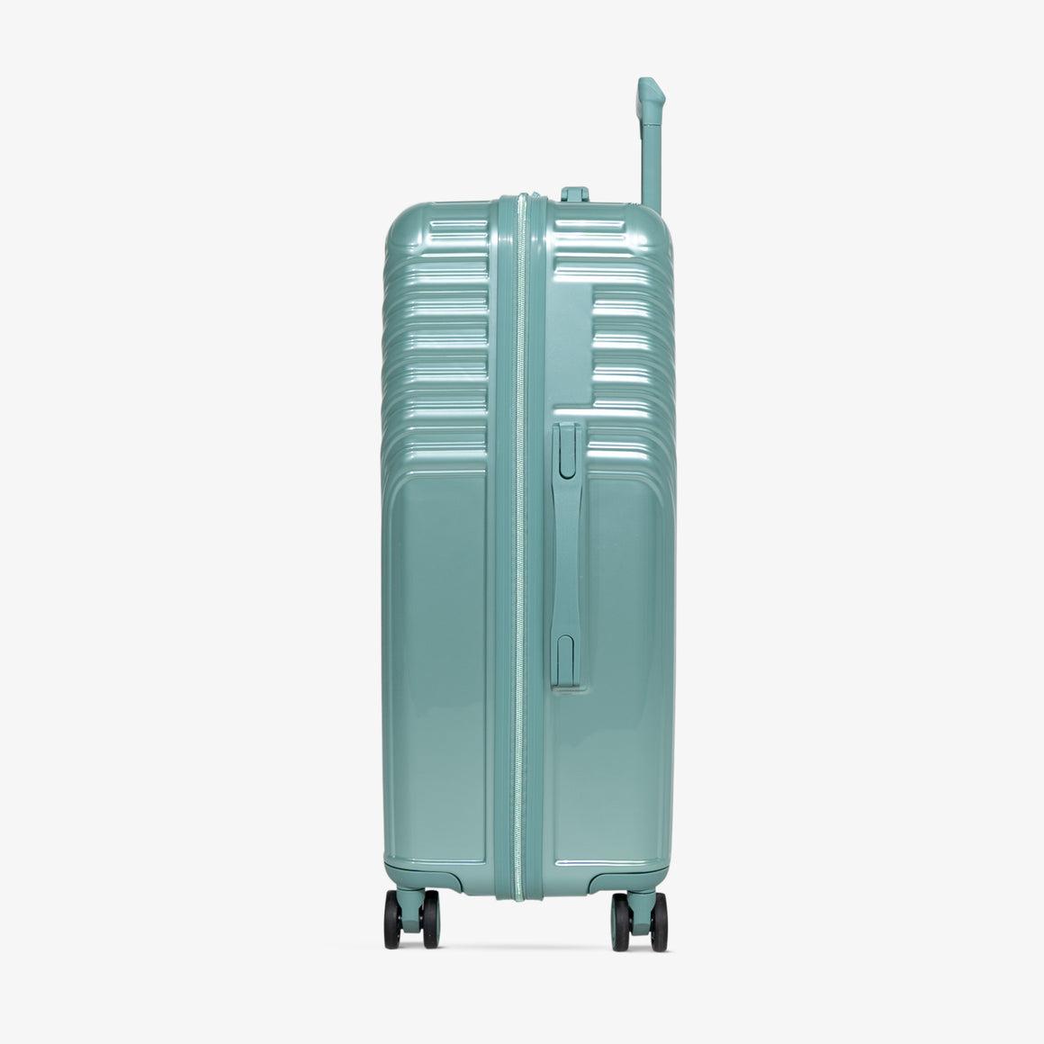 Vesta Medium Suitcase in Seafoam