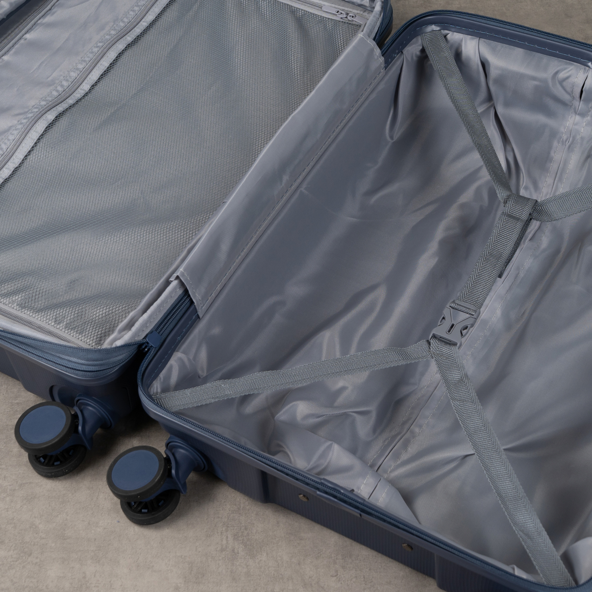 Brisbane Set of 3 Suitcases in Navy