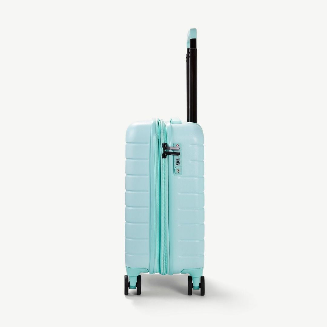 Novo Small Suitcase